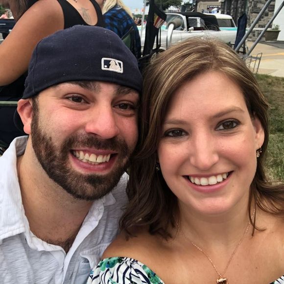 Meet your Posher, Jessica - Picture 1 of 1